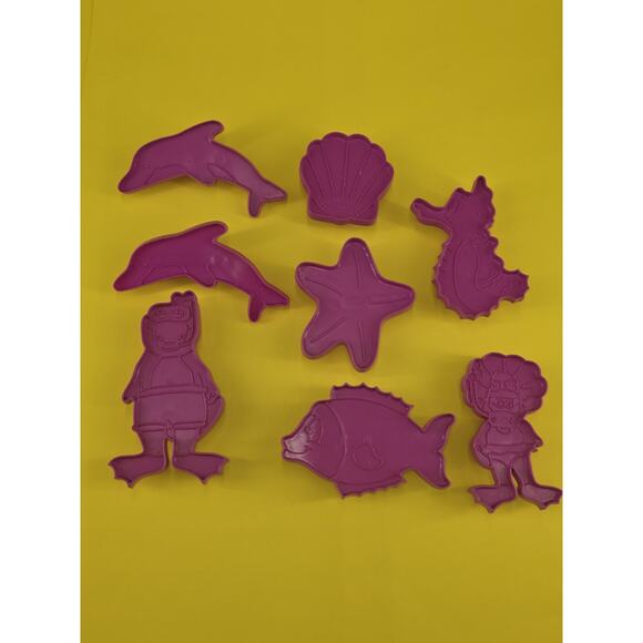 1993 Barney And Baby Bop Beach Cookie Cutters By The Lyons Group Lot Of 8 - Picture 2 of 16